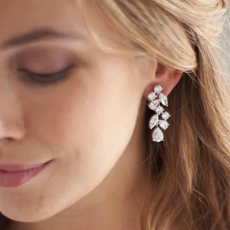 New Geometric Cubic Zirconia Earrings Women for Wedding Silver Color Fashion Luxury Dangle Temperament Lady Jewelry